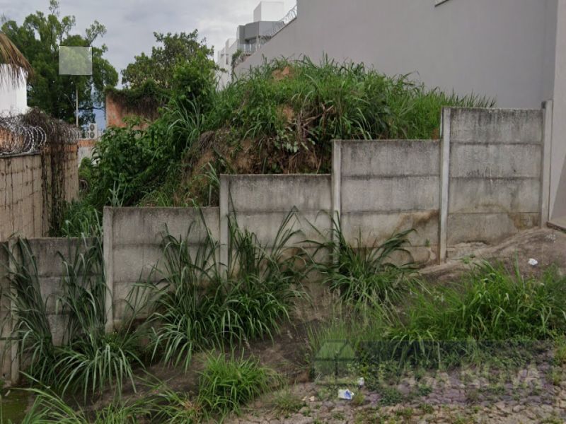 Lote no Manoel Valinhas, Divinópolis