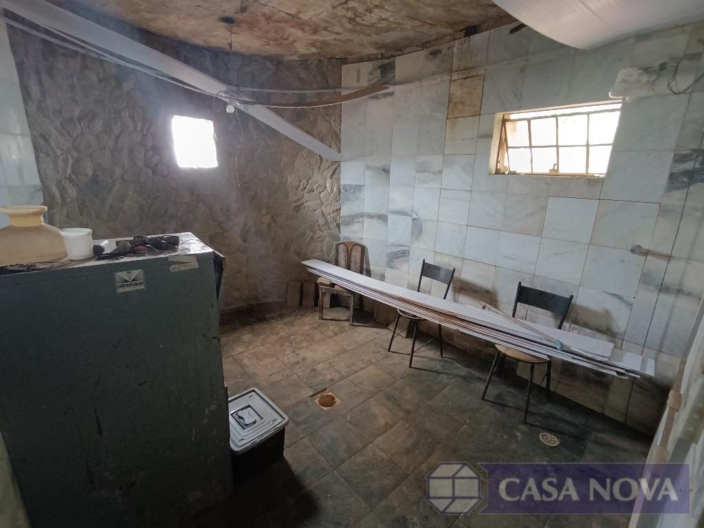 Casa para alugar na Morada Nova com 255 m², 4 quartos e 4 vagas — foto 4