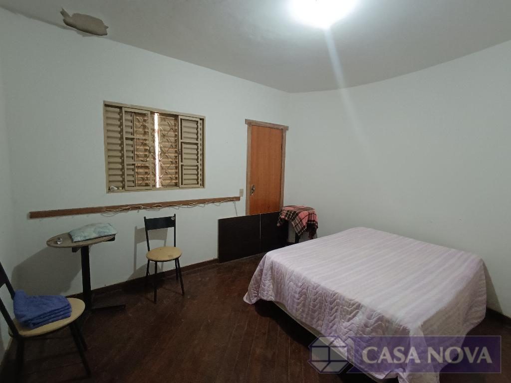 Casa para alugar na Morada Nova com 255 m², 4 quartos e 4 vagas — foto 5