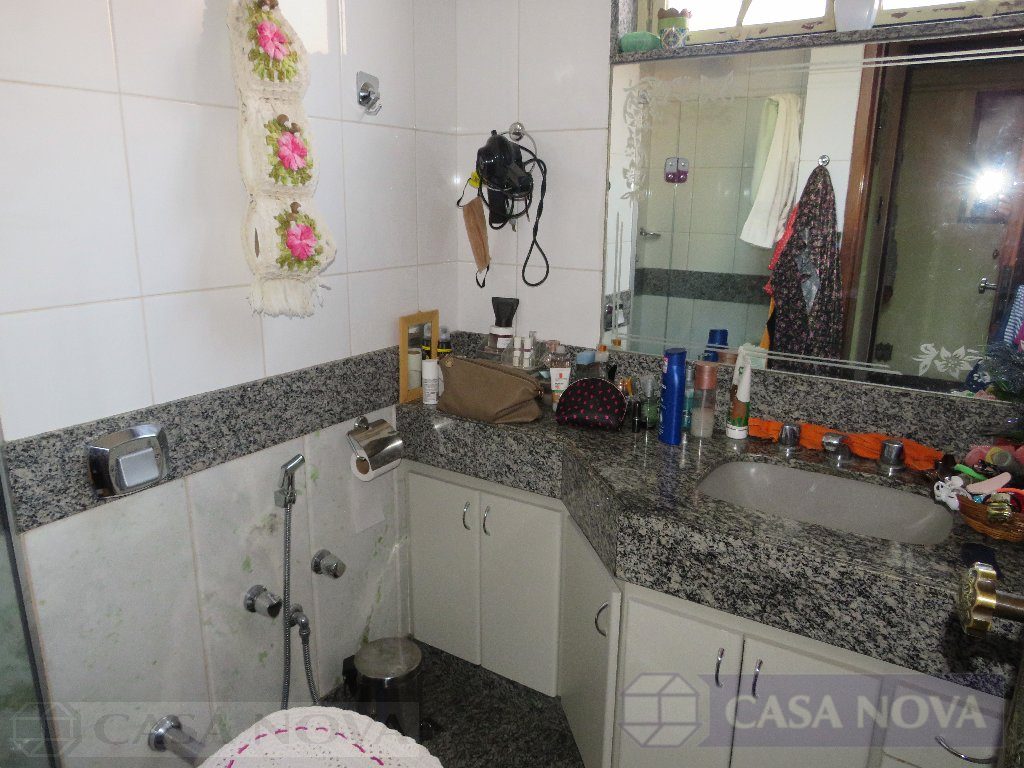 Casa à venda no Bom Pastor com 470 m², 7 quartos e 8 vagas — foto 5