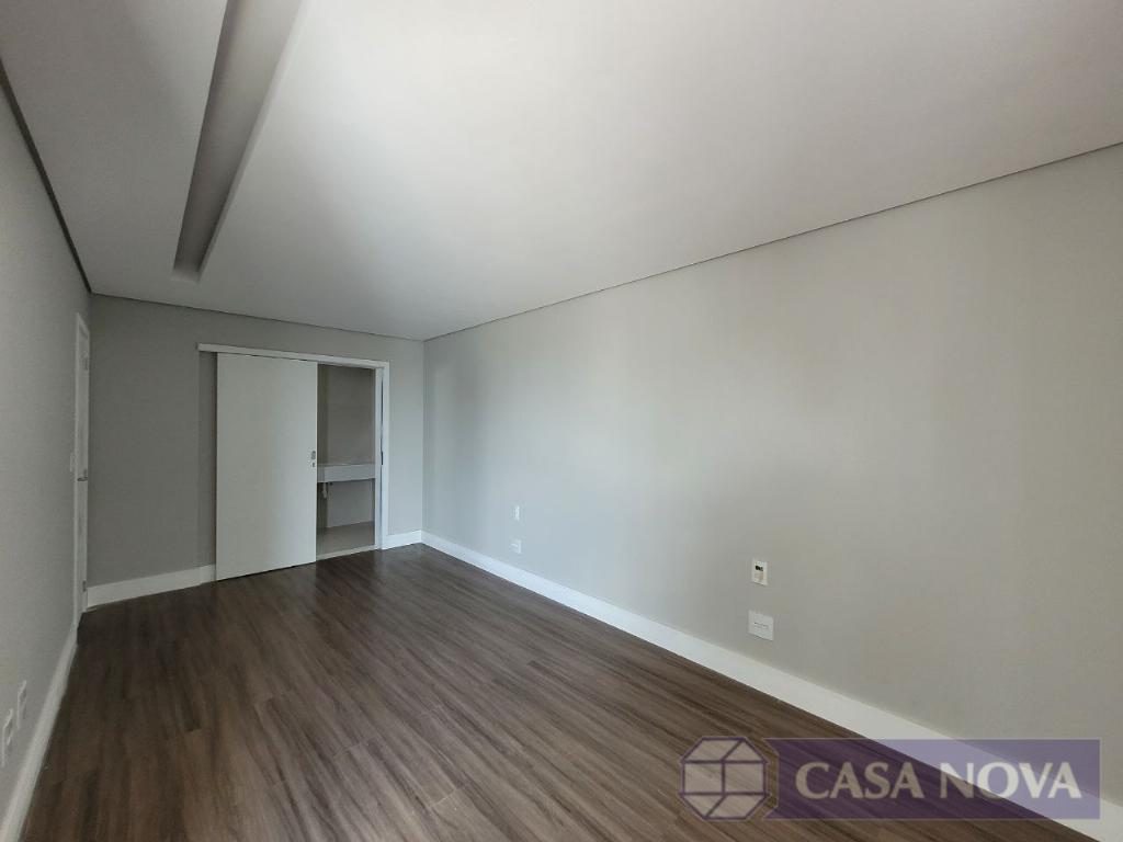 Cobertura à venda no Centro com 210 m², 3 quartos e 3 vagas — foto 3
