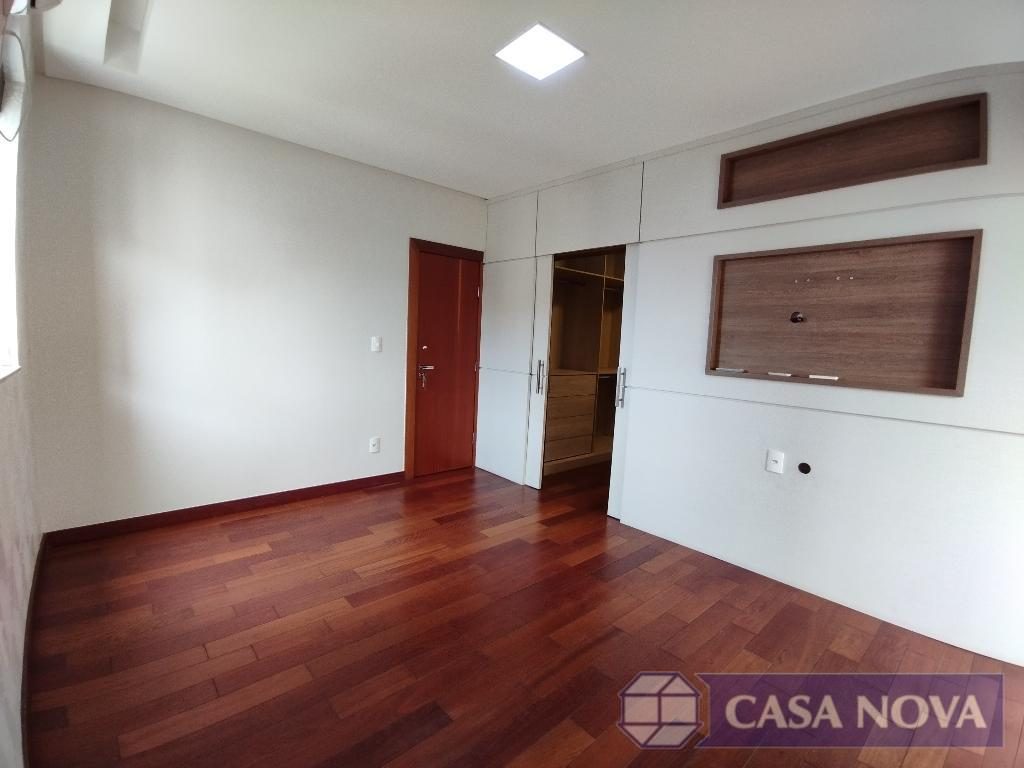 Apartamento à venda no Centro com 170 m², 4 quartos e 4 vagas — foto 4