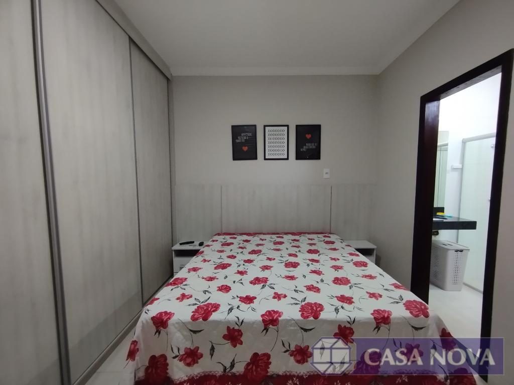 Sobrado à venda nos Das Oliveiras com 160 m², 3 quartos e 1 vaga — foto 2