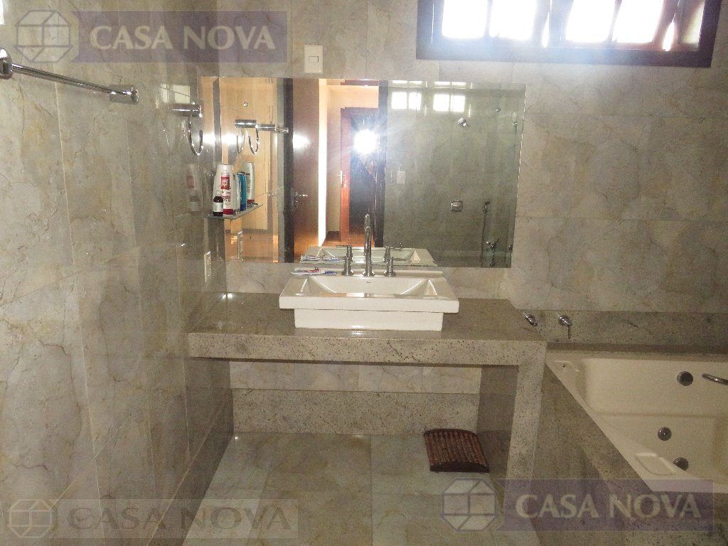 Casa à venda no Walchir Resende com 240 m², 4 quartos e 2 vagas — foto 3