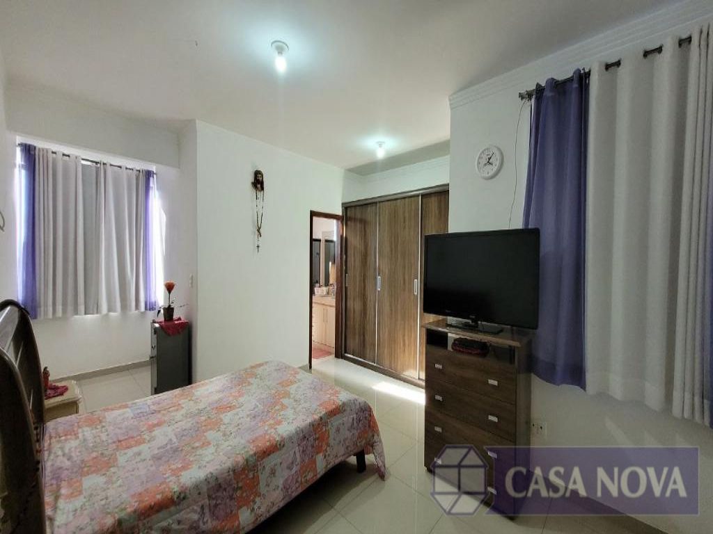 Cobertura à venda no Santo Antônio com 219 m², 4 quartos e 7 vagas — foto 2