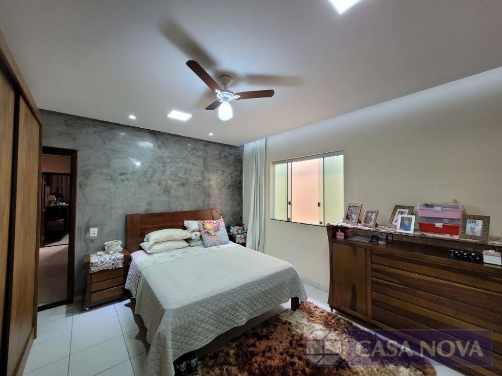 Casa à venda no Geraldo Pereira com 130 m², 3 quartos e 5 vagas — foto 3