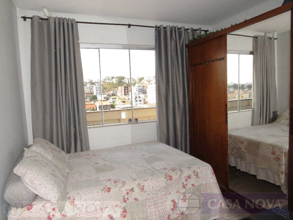 Casa à venda no Manoel Valinhas com 206 m², 3 quartos e 2 vagas — foto 2