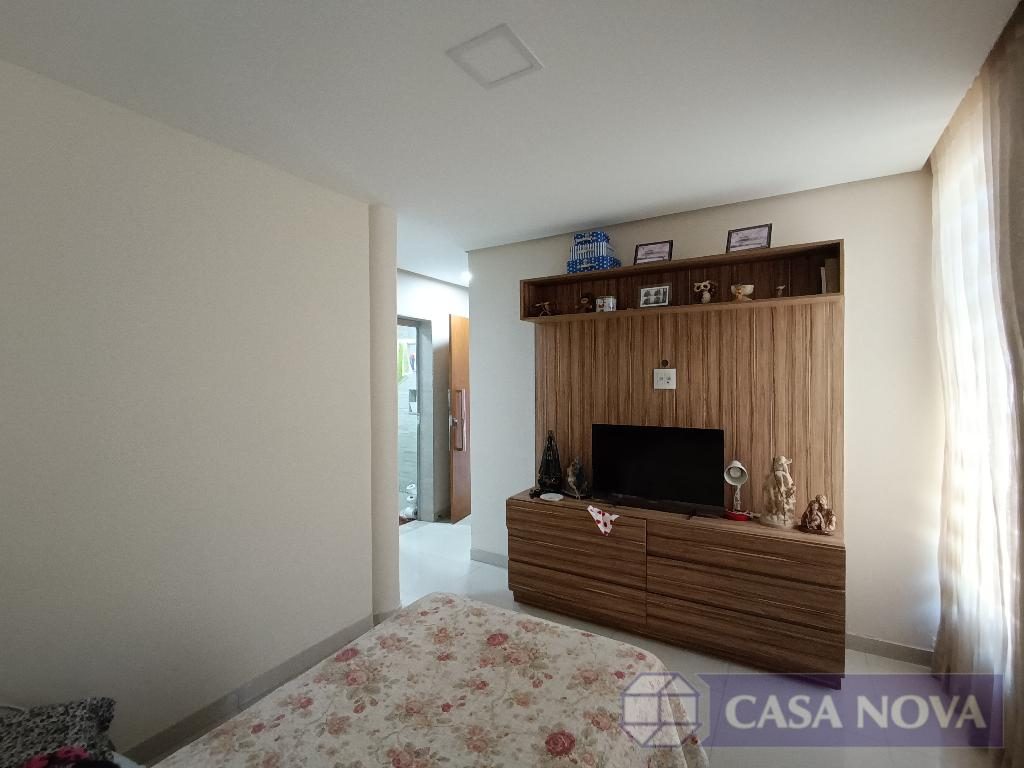 Casa para alugar no Centro com 140 m², 3 quartos e 2 vagas — foto 3