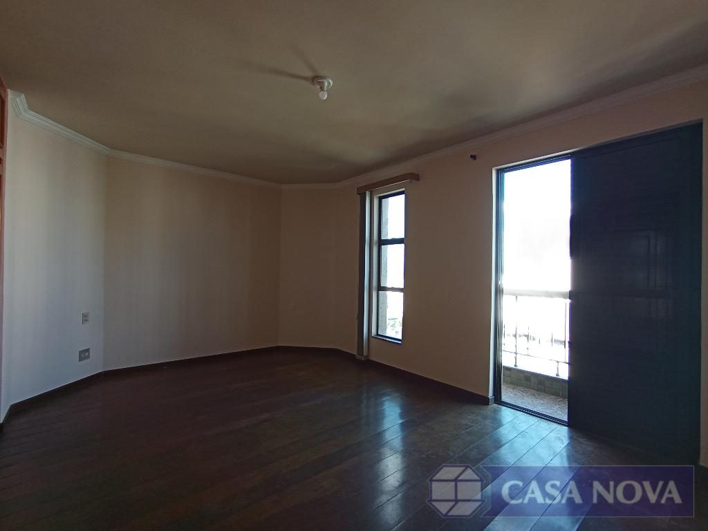Apartamento à venda no Centro com 234 m², 4 quartos e 2 vagas — foto 3