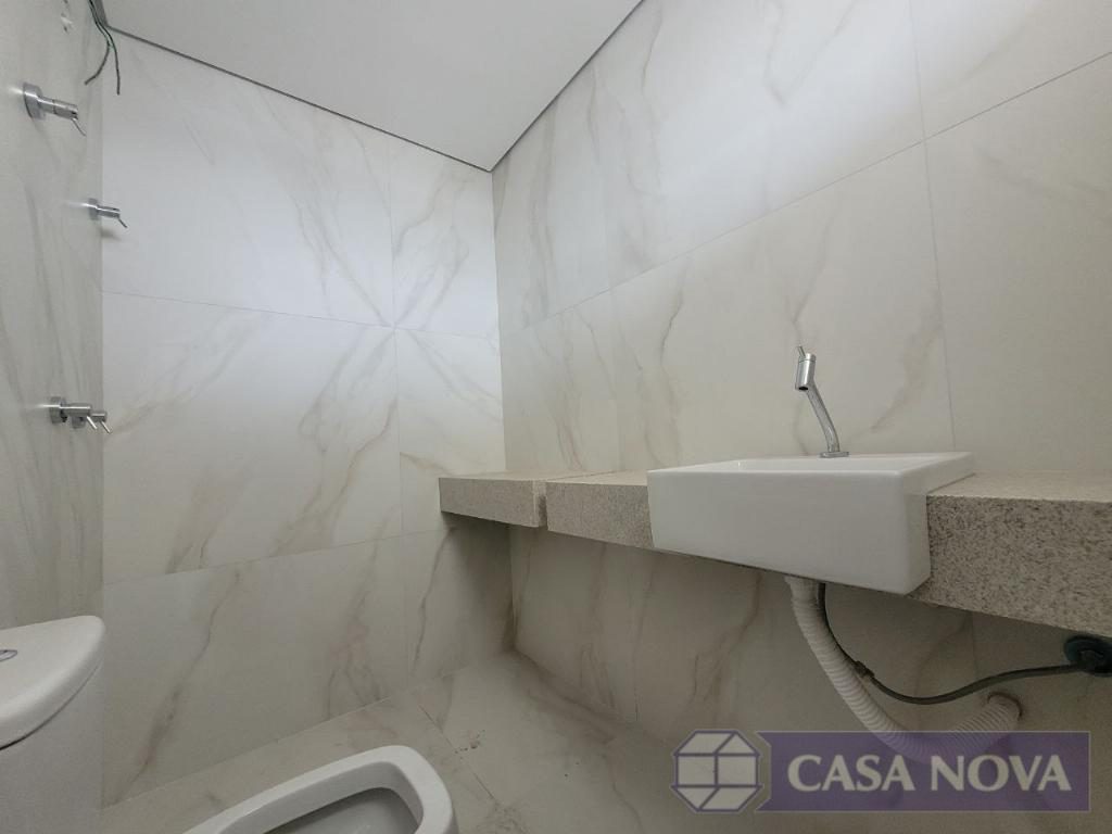 Apartamento à venda no Centro com 124 m², 4 quartos e 2 vagas — foto 2