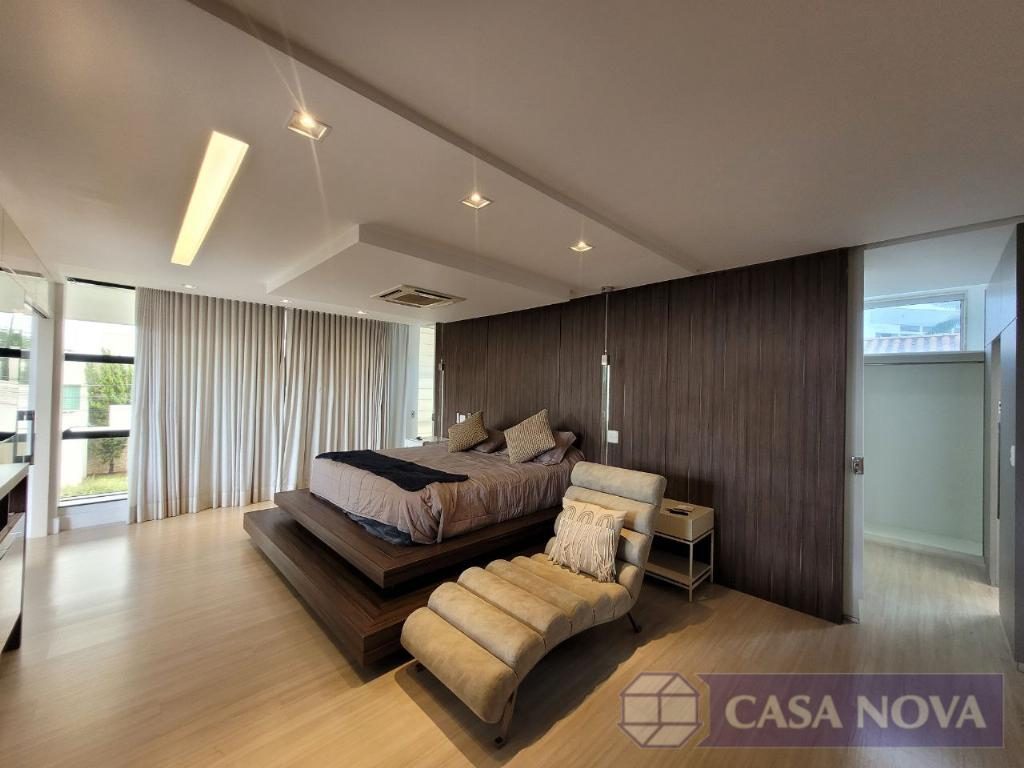 Casa à venda no Ville Royalle com 550 m², 4 quartos e 4 vagas — foto 2