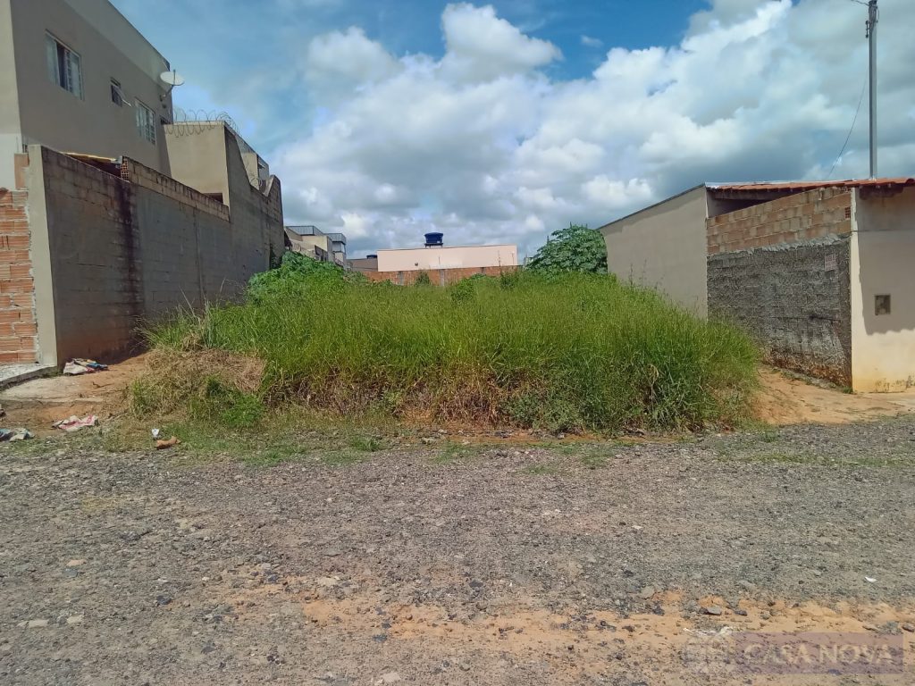 Lote à venda nos Jardinópolis com 360 m² — foto 2