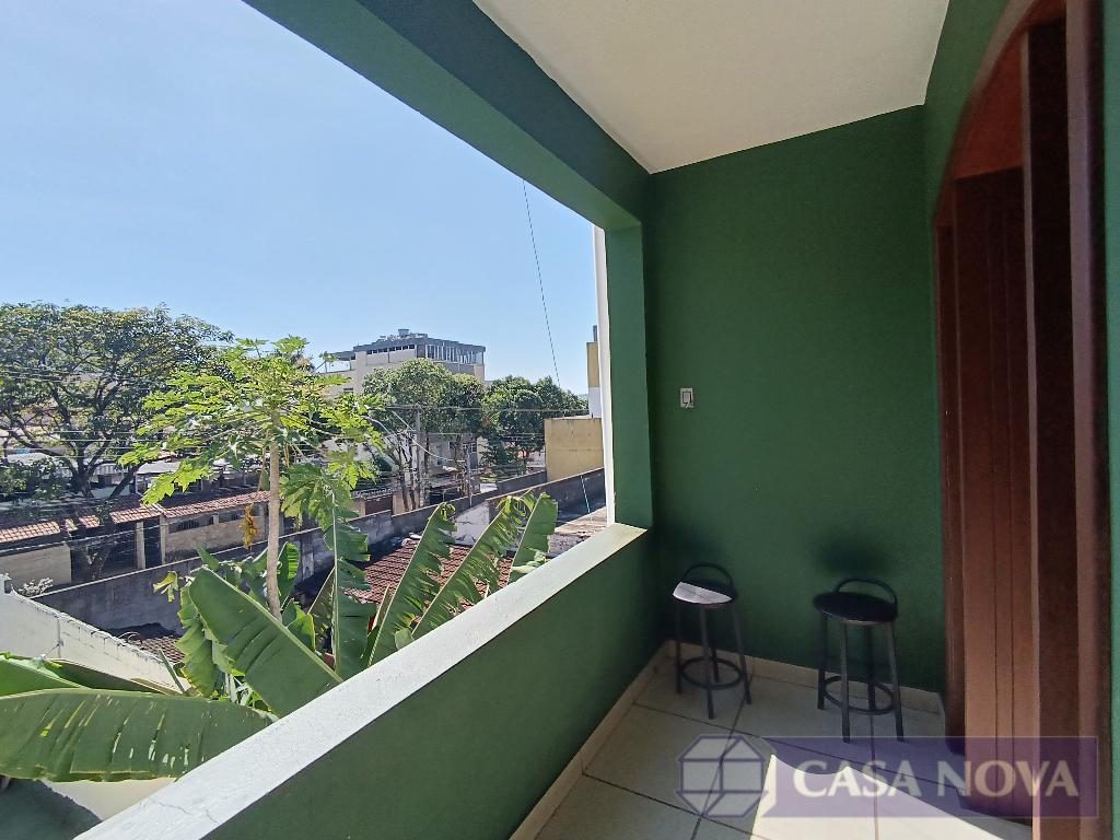Casa para alugar no Bom Pastor com 200 m² e 9 quartos — foto 4