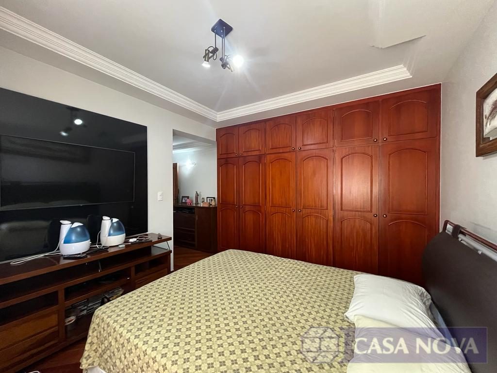 Apartamento à venda no Centro com 178 m², 4 quartos e 2 vagas — foto 2