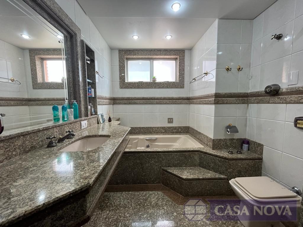 Apartamento à venda no Centro com 178 m², 4 quartos e 2 vagas — foto 4