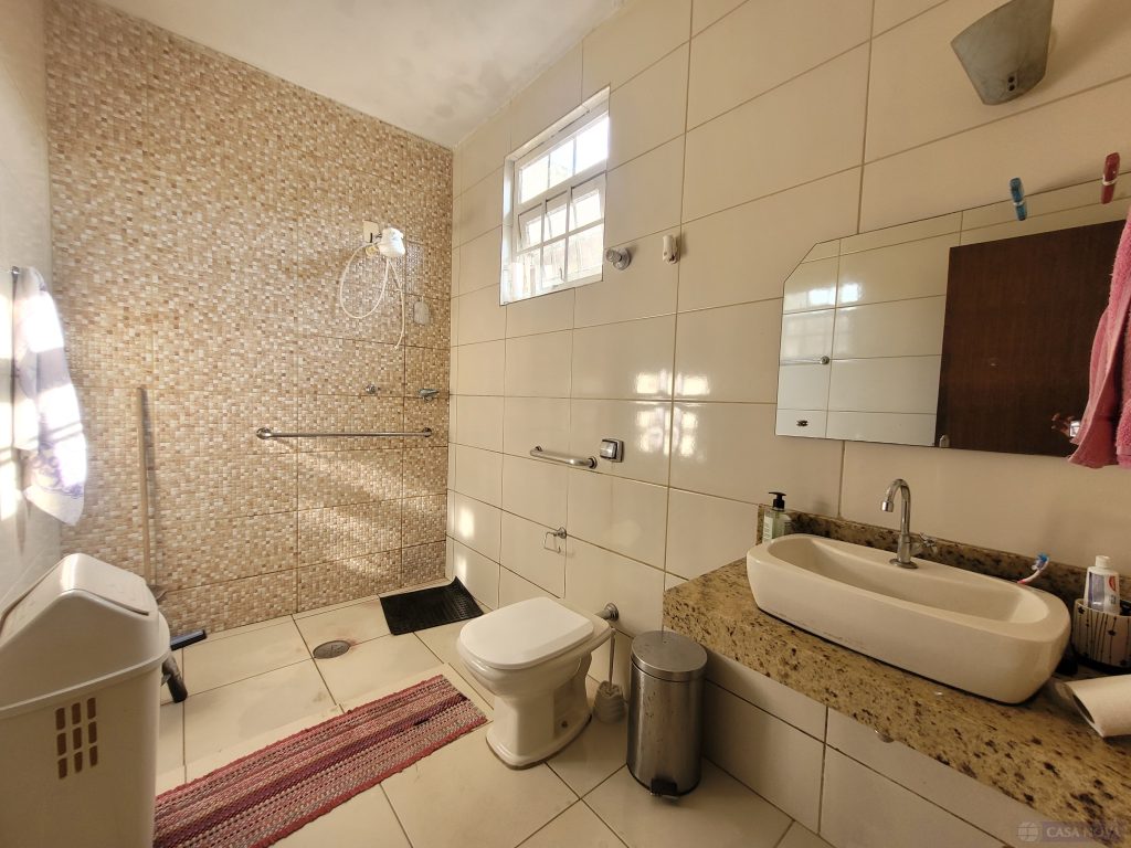 Casa à venda no Antônio Fonseca com 375 m², 4 quartos e 3 vagas — foto 4