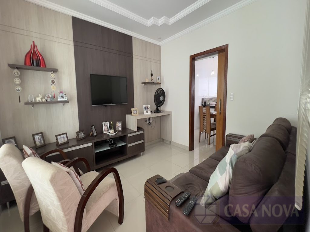 Casa à venda no Itaí com 214 m², 3 quartos e 3 vagas — foto 2