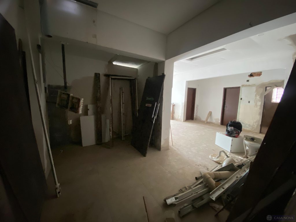 Casa à venda no Centro com 225 m² e 7 quartos — foto 3