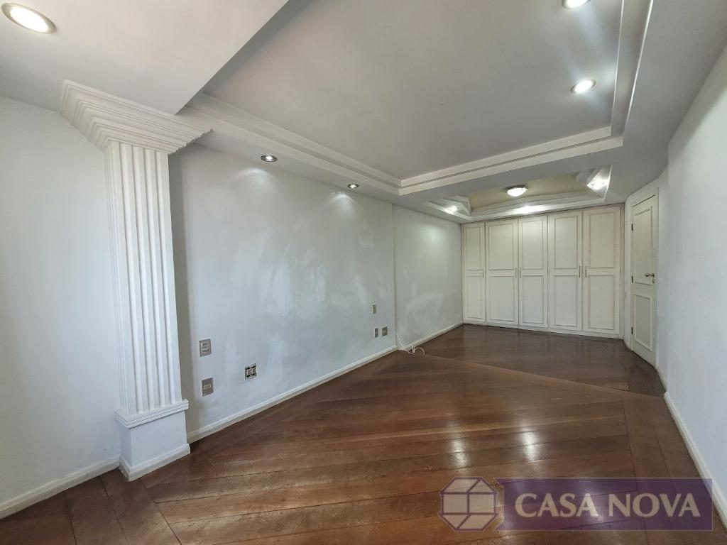 Apartamento à venda no Centro com 240 m², 4 quartos e 2 vagas — foto 3
