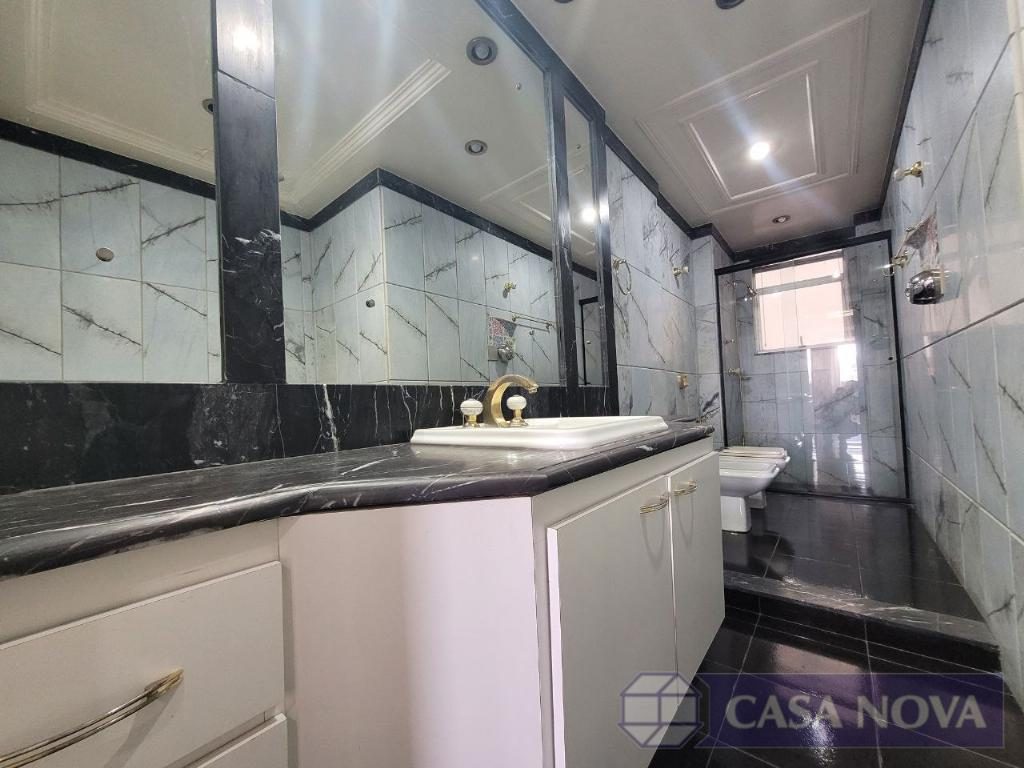 Apartamento à venda no Centro com 240 m², 4 quartos e 2 vagas — foto 4