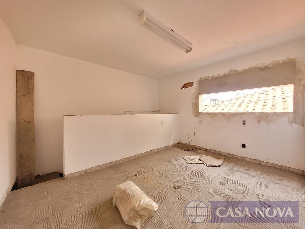 Casa à venda no Centro com 225 m² e 7 quartos — foto 2