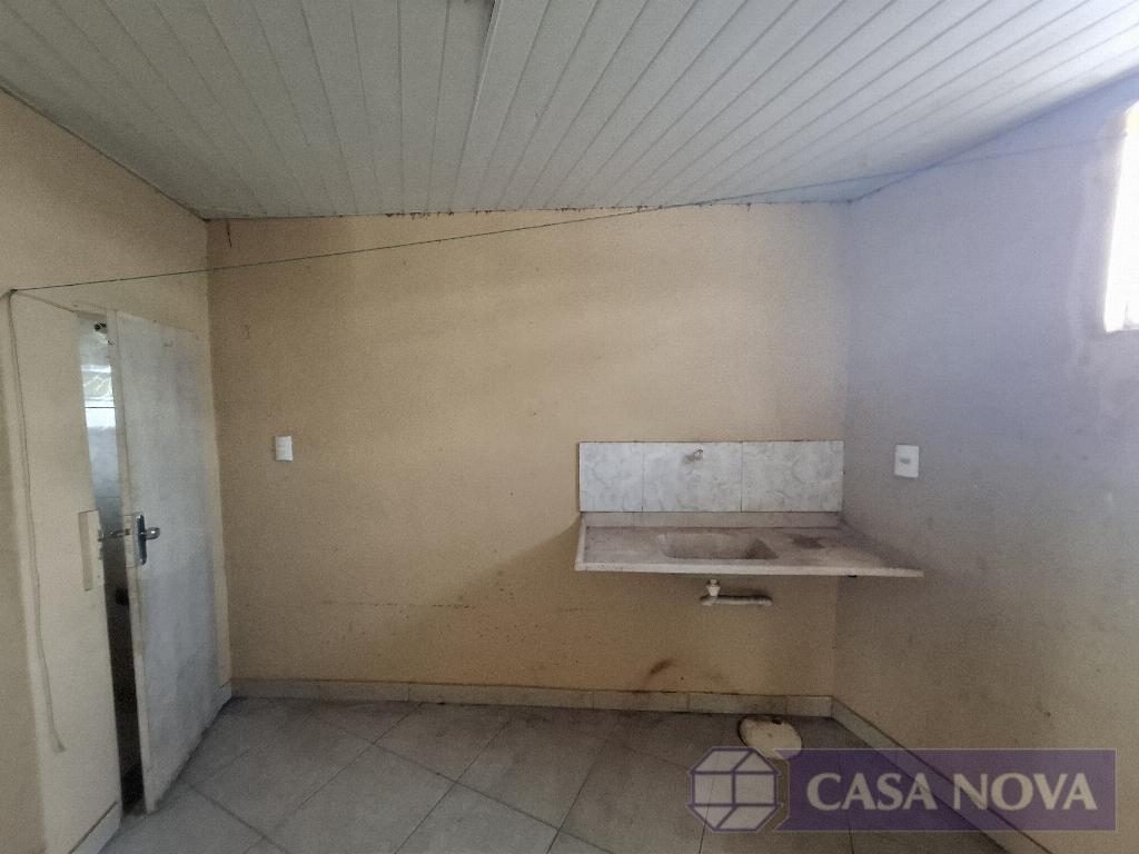 Barracão para alugar no Catalão com 26 m² e 1 quarto — foto 3