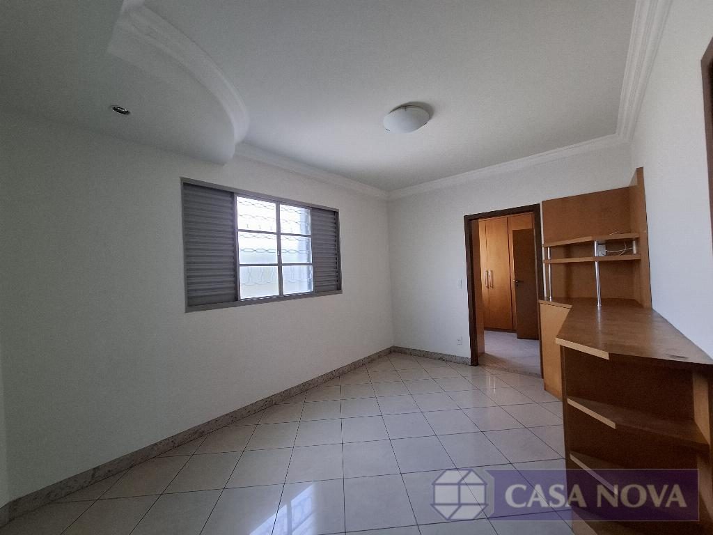 Apartamento para alugar no Centro com 120 m², 4 quartos e 3 vagas — foto 2