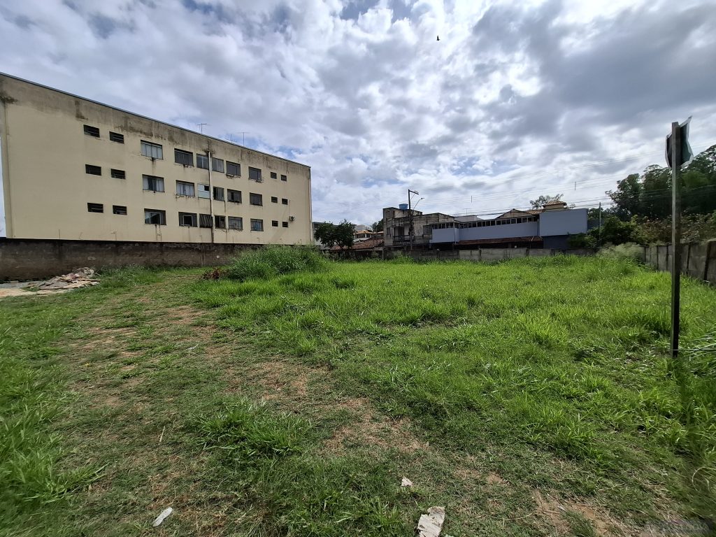 Lote para alugar na Esplanada com 900 m² — foto 2