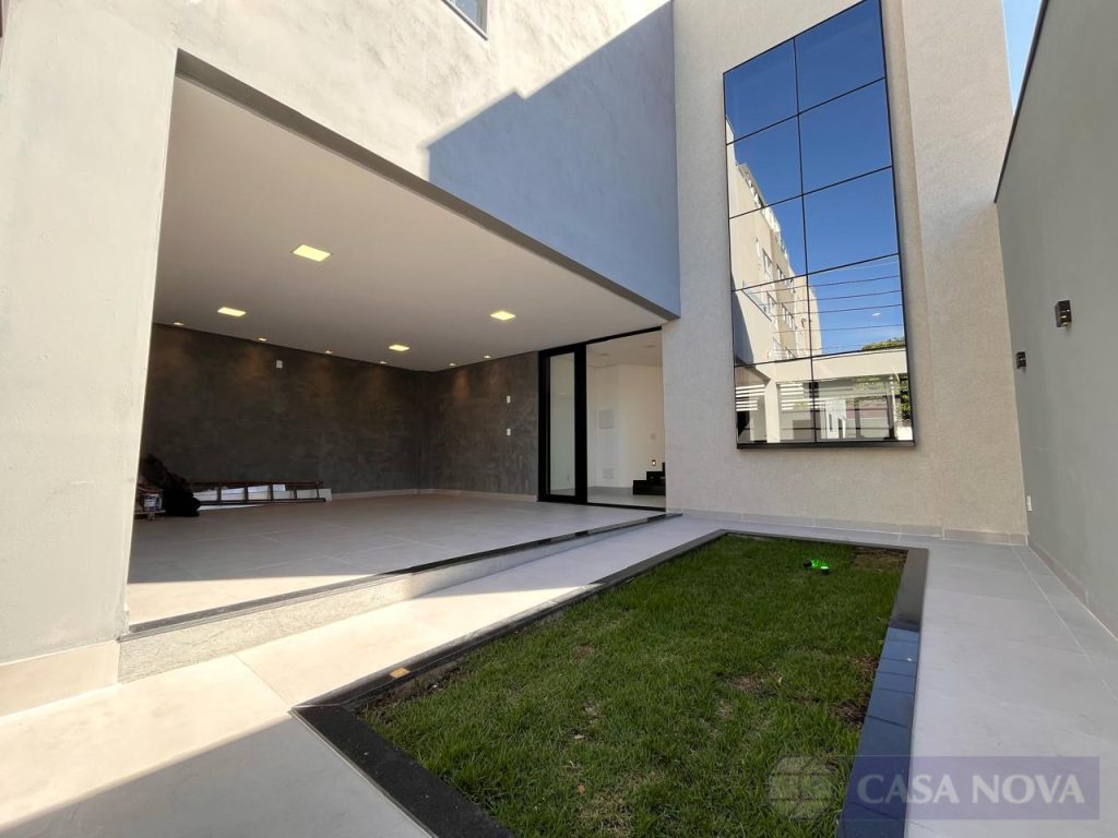 Casa à venda na Santa Clara com 195 m², 3 quartos e 2 vagas — foto 2