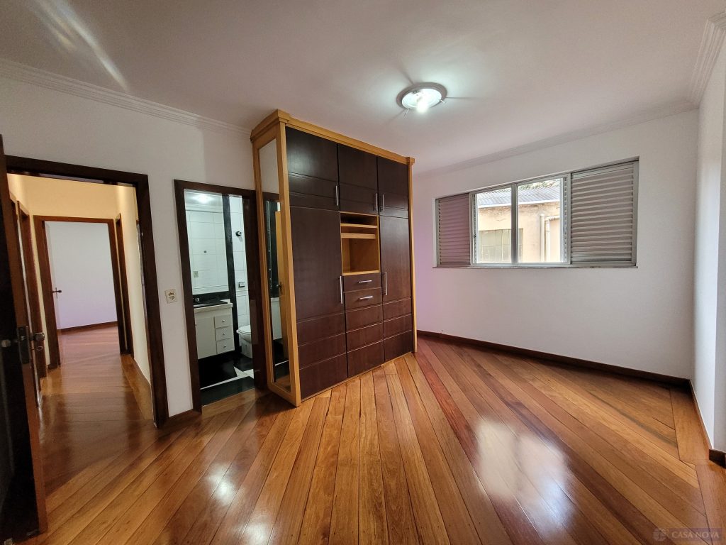 Apartamento à venda no Centro com 150 m², 3 quartos e 2 vagas — foto 2