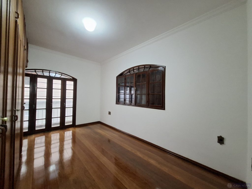 Casa para alugar no Centro com 342 m², 5 quartos e 4 vagas — foto 2