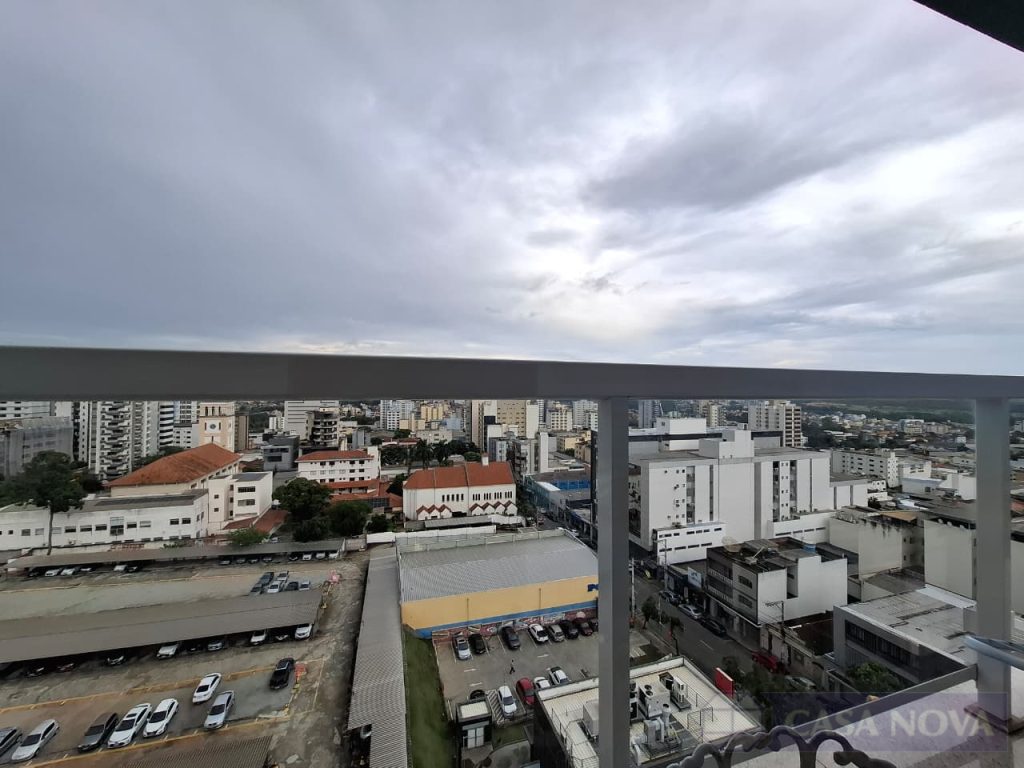 Apartamento à venda no Centro com 135 m², 3 quartos e 2 vagas — foto 3