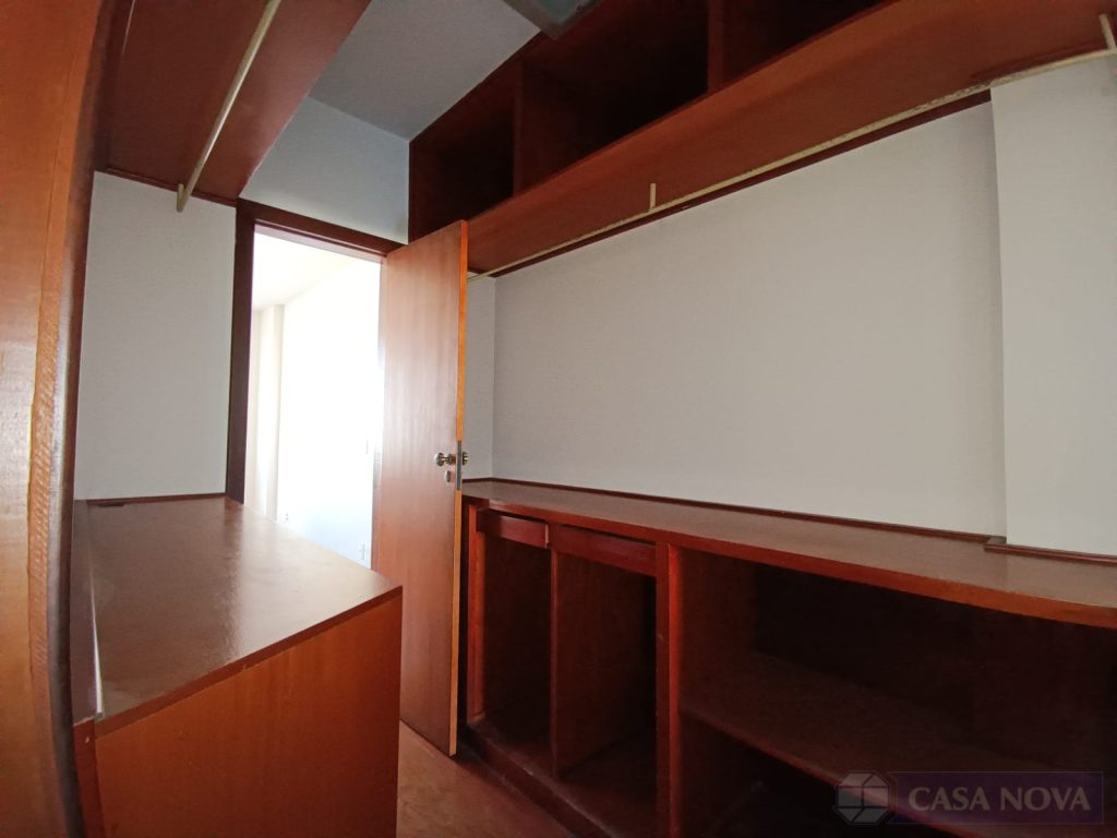 Apartamento à venda no Centro com 210 m², 3 quartos e 1 vaga — foto 4