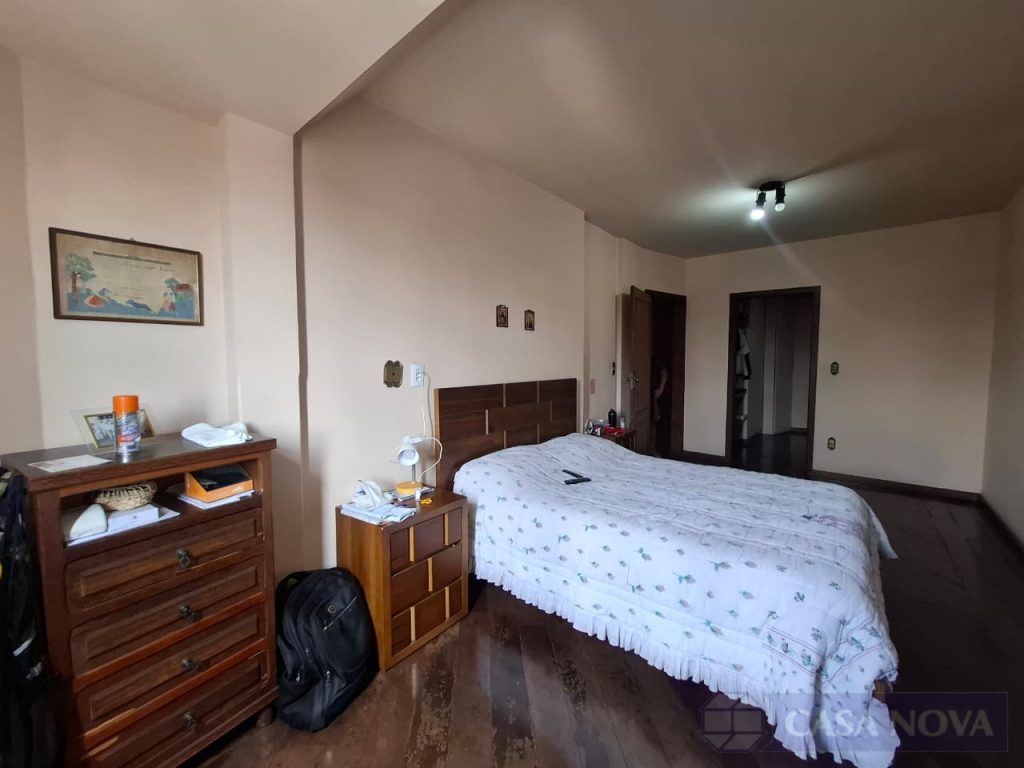 Apartamento à venda no Centro com 239 m², 4 quartos e 2 vagas — foto 3