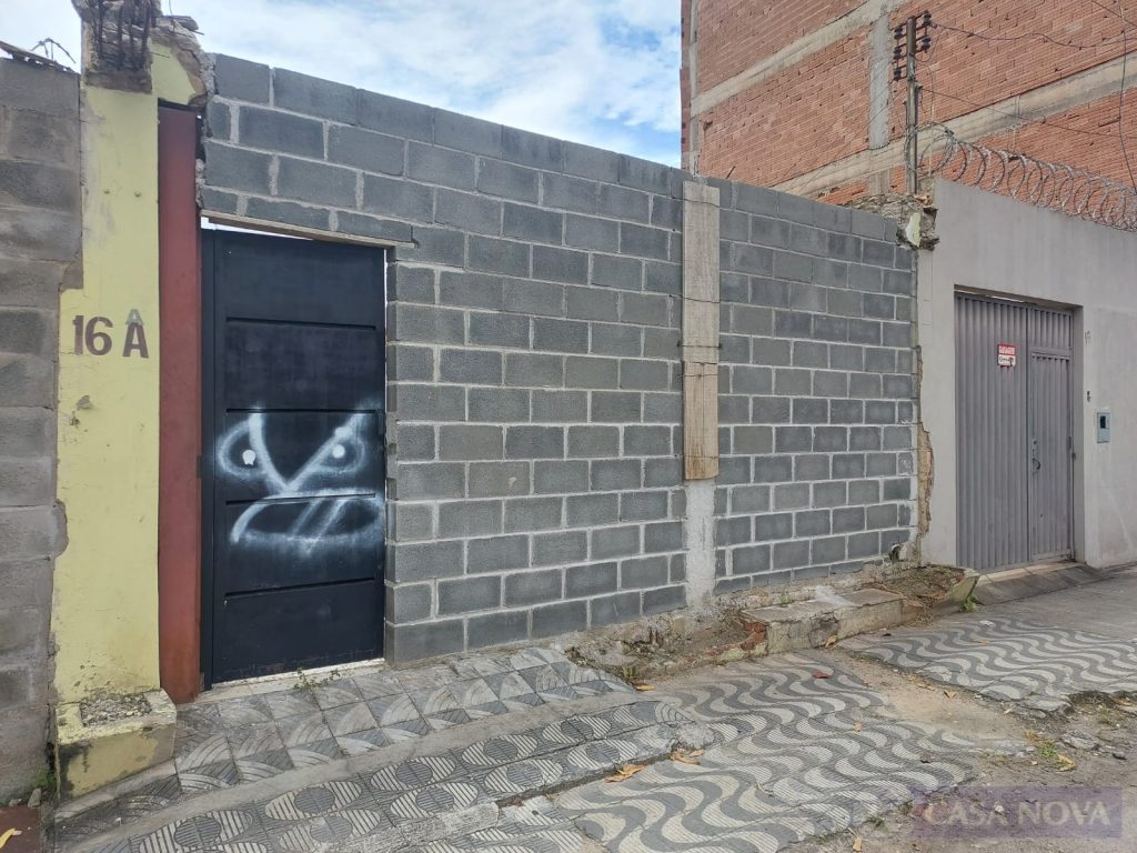 Lote à venda no Centro com 148 m² — foto 2