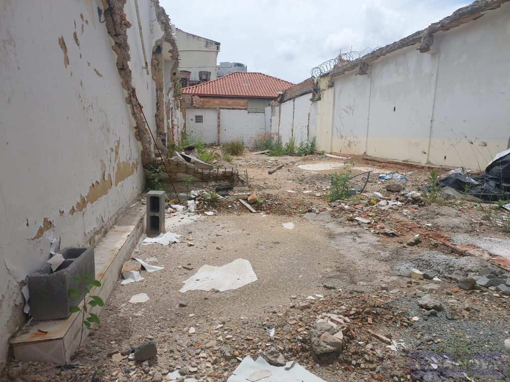 Lote à venda no Centro com 148 m² — foto 4