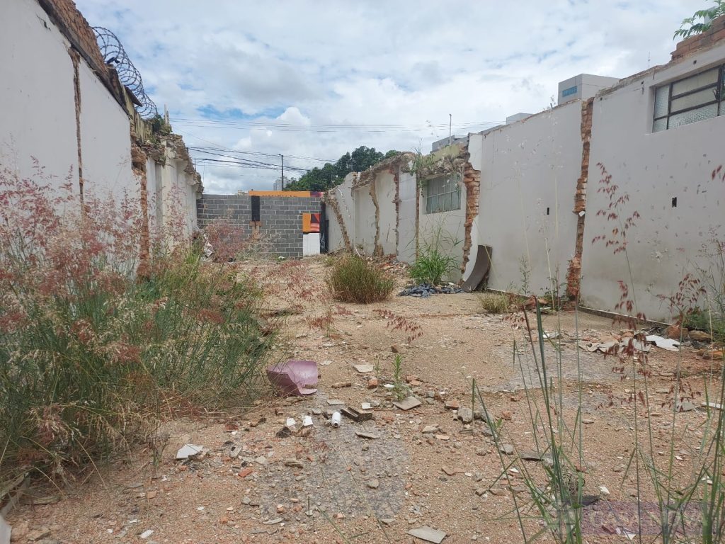 Lote à venda no Centro com 148 m² — foto 5