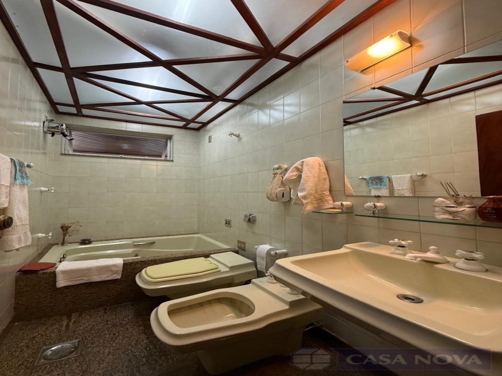 Apartamento à venda no Centro com 185 m², 4 quartos e 2 vagas — foto 3