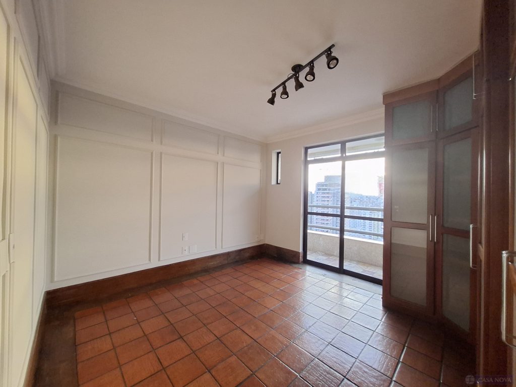 Apartamento para alugar no Centro com 160 m², 3 quartos e 1 vaga — foto 4