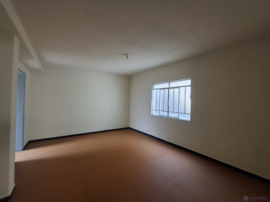 Casa para alugar no Bom Pastor com 100 m² e 3 quartos — foto 2