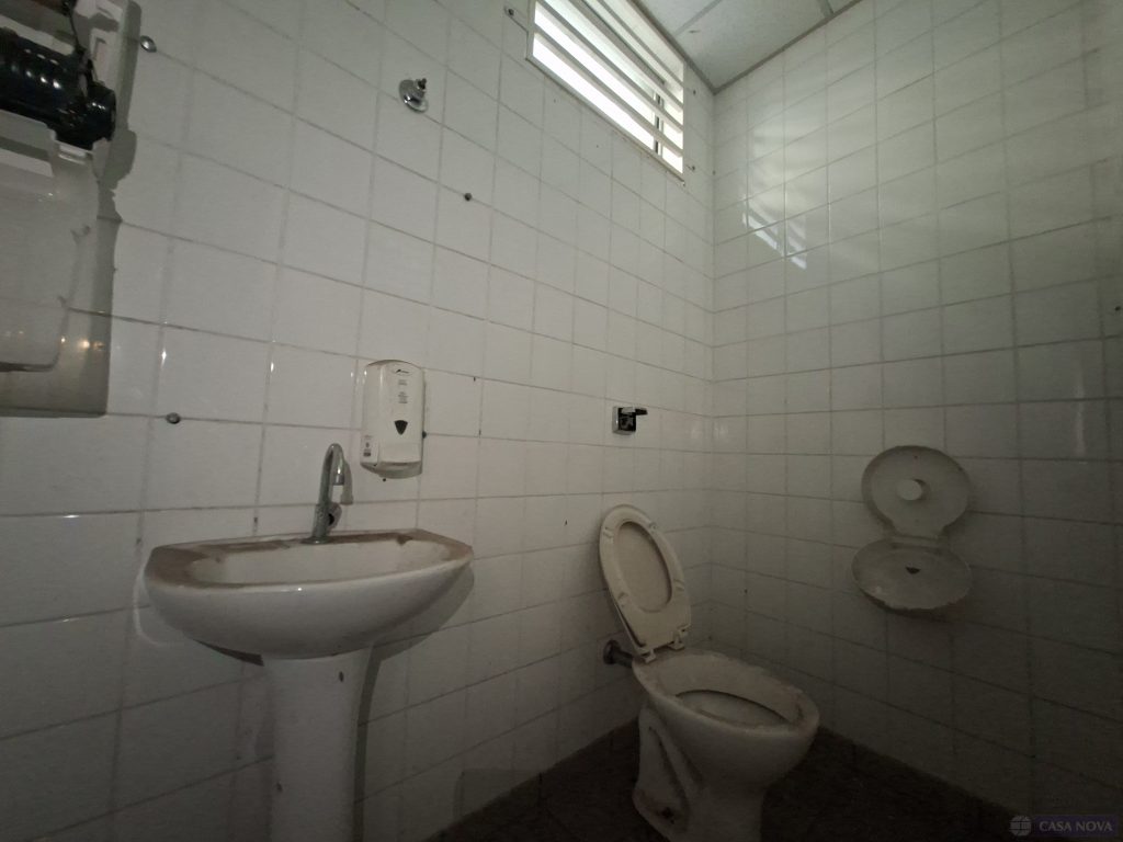 Loja para alugar no Centro com 5 vagas — foto 2