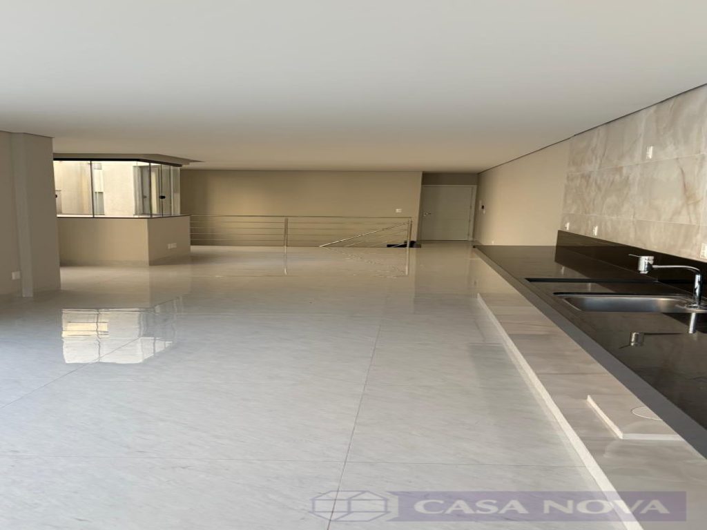 Cobertura à venda no Centro com 240 m², 4 quartos e 4 vagas — foto 4