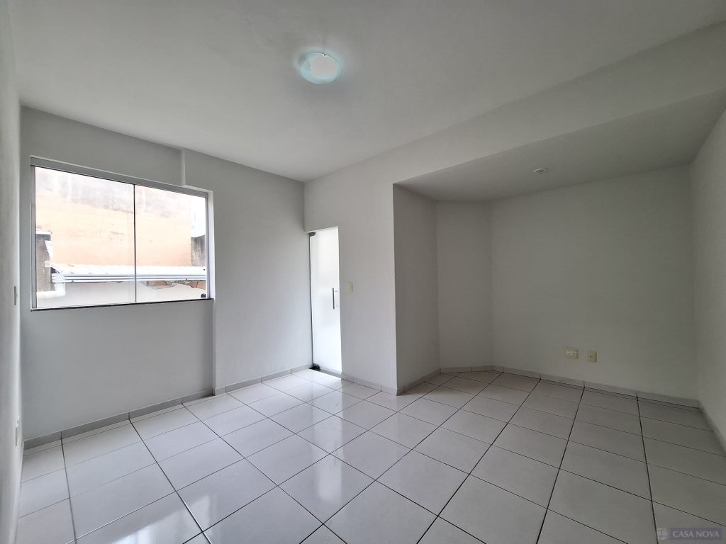 Kitnet para alugar no Centro com 50 m² e 1 quarto — foto 2