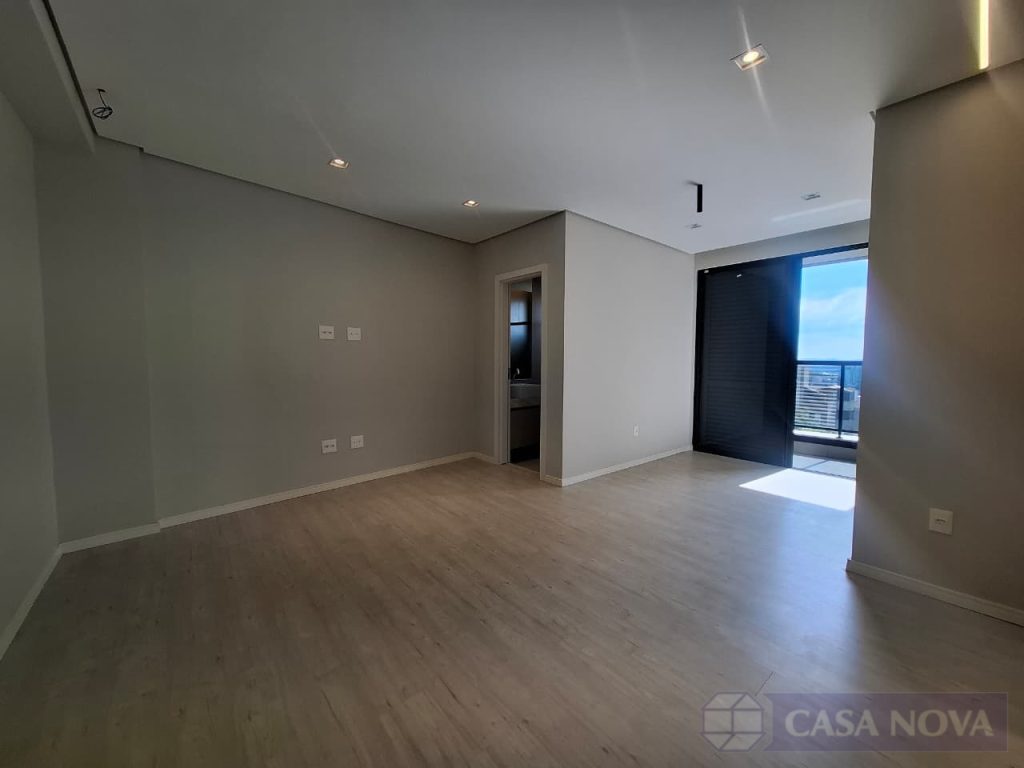 Apartamento à venda no Centro com 135 m², 3 quartos e 2 vagas — foto 2