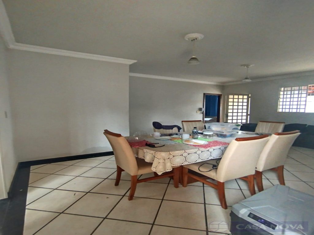 Casa à venda no José Tomaz com 120 m², 3 quartos e 4 vagas — foto 2