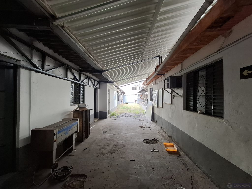 Galpão para alugar no Centro com 244 m² e 4 vagas — foto 4