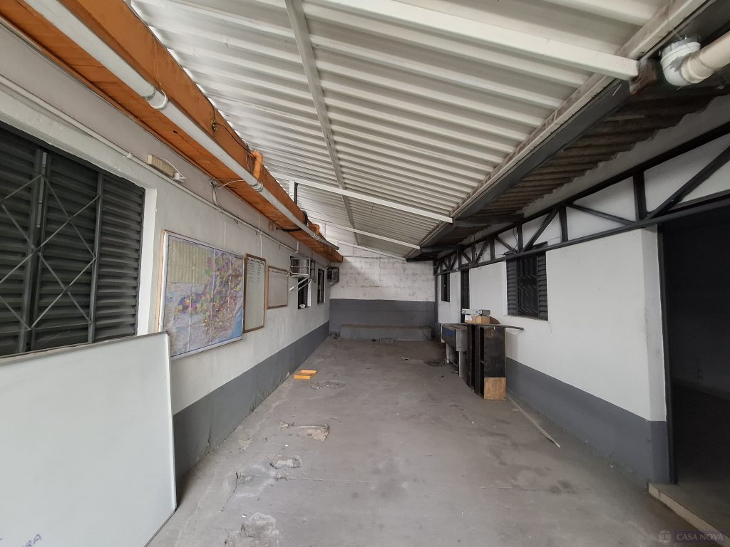 Galpão para alugar no Centro com 244 m² e 4 vagas — foto 3