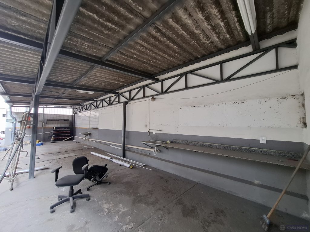 Galpão para alugar no Centro com 244 m² e 4 vagas — foto 5