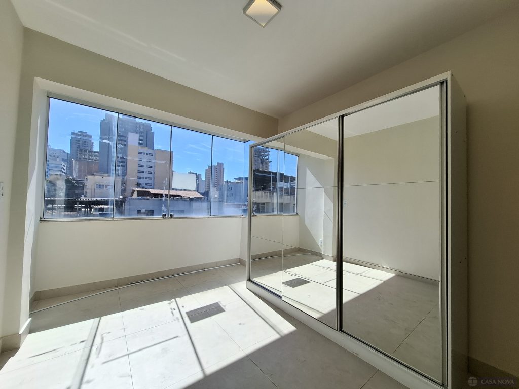Apartamento para alugar no Centro com 100 m², 3 quartos e 1 vaga — foto 2