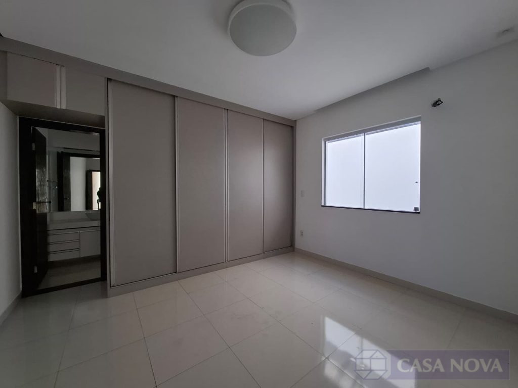 Casa à venda no São Roque com 186 m², 3 quartos e 3 vagas — foto 3